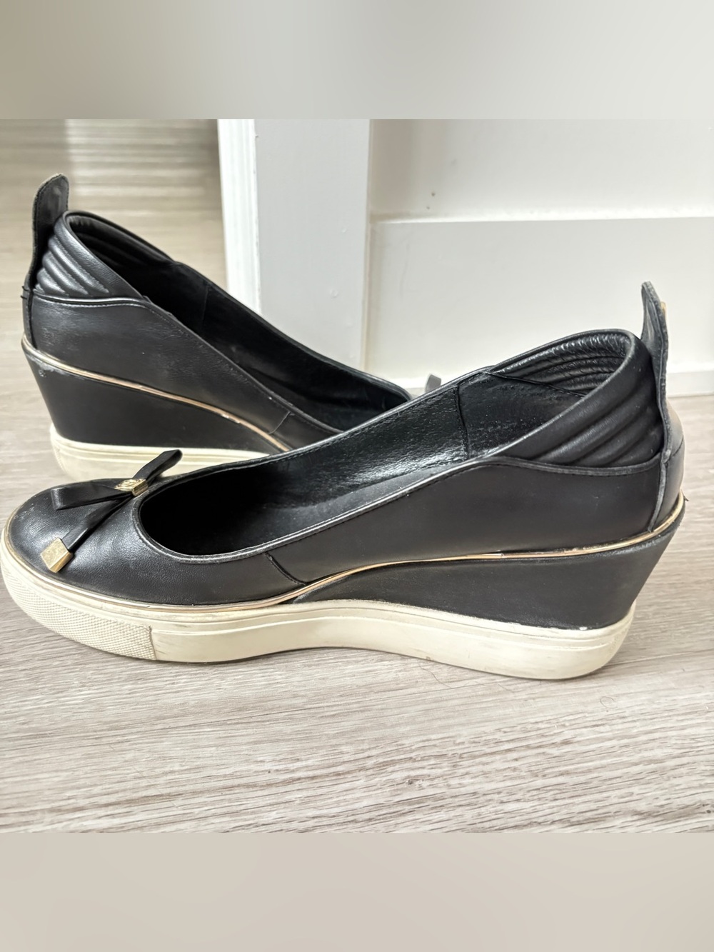 Wishbone Round Toe Wedge Leather Shoe Women's Black Platform Ballet Size 9 - Picture 5 of 15
